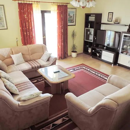 Peric Apartment *