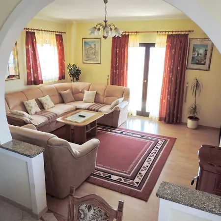 Apartment Peric *