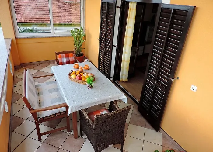 Lägenhet Peric Zadar